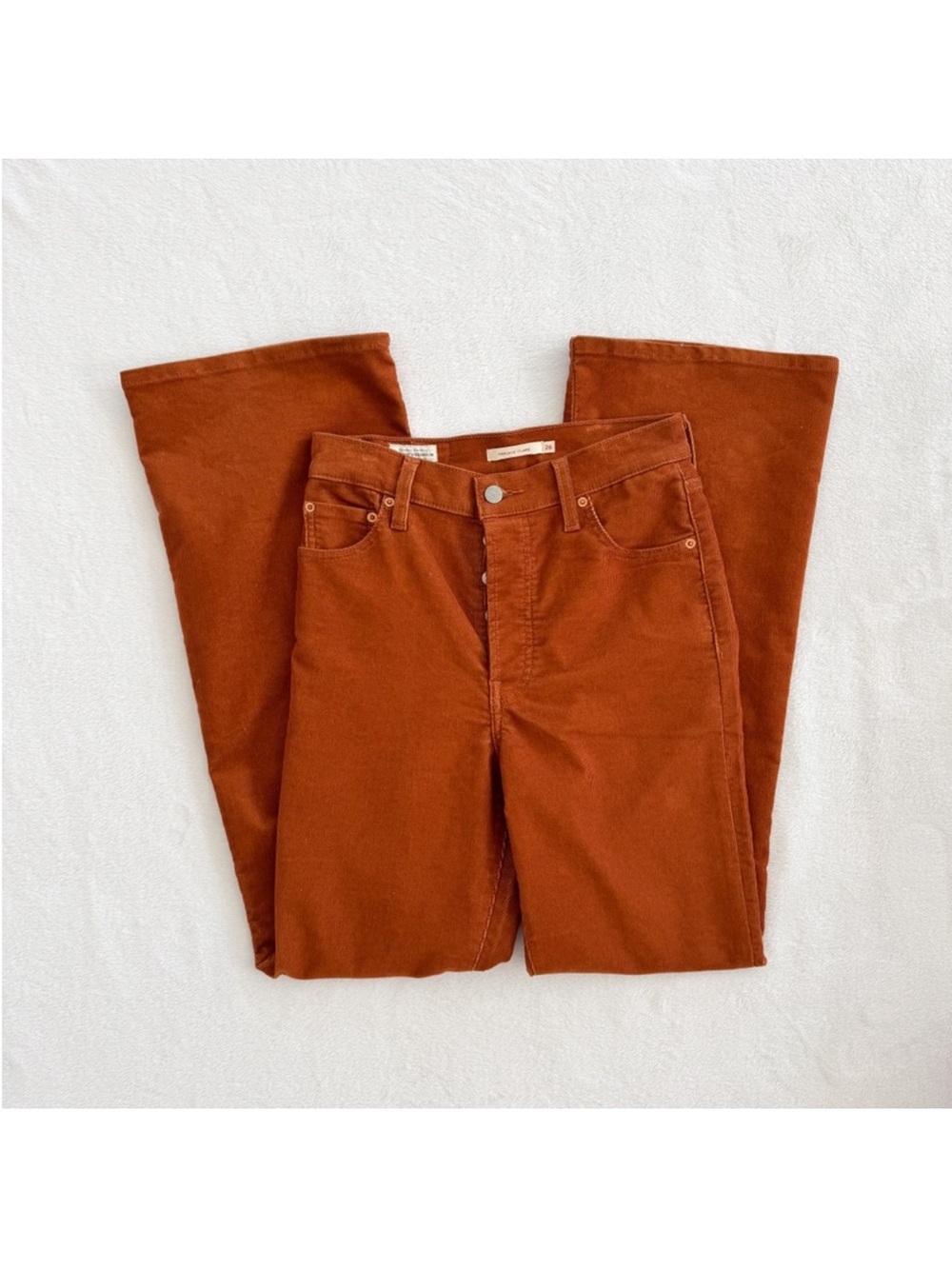 Levi's Premium Ribcage Flare
Corduroy Pants Rust Orange Size
26 High Rise - Picture 4 of 10